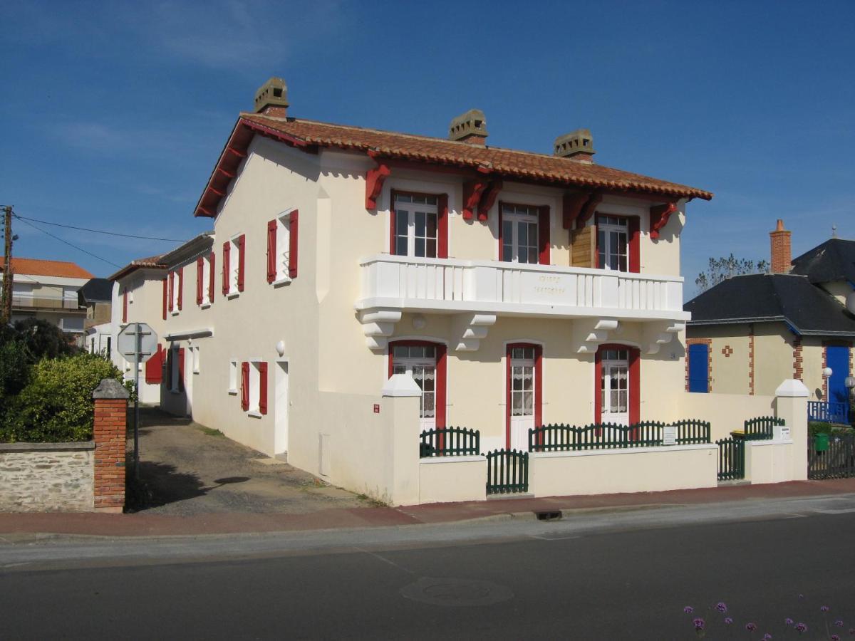 Appartements la Félicité Saint-Gilles-Croix-de-Vie Esterno foto